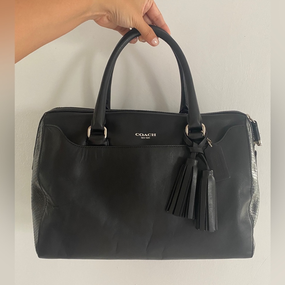 COACH Legacy leather Haley bag!